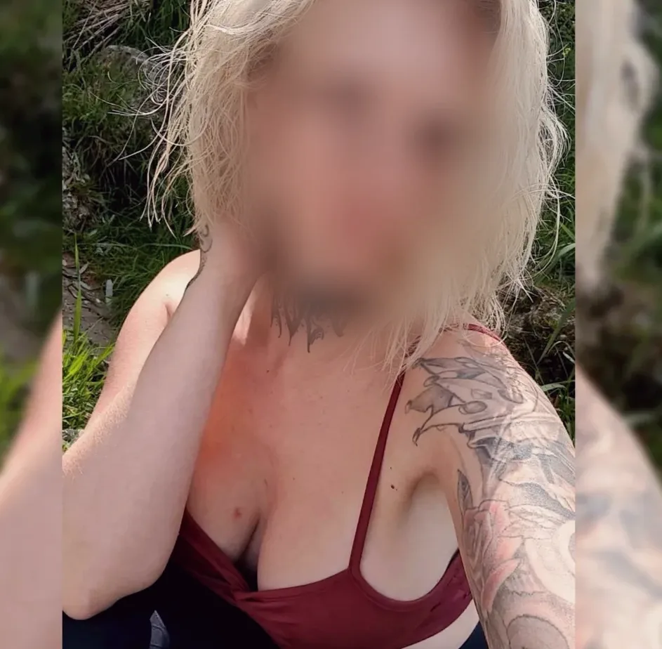 Ailsa, 30