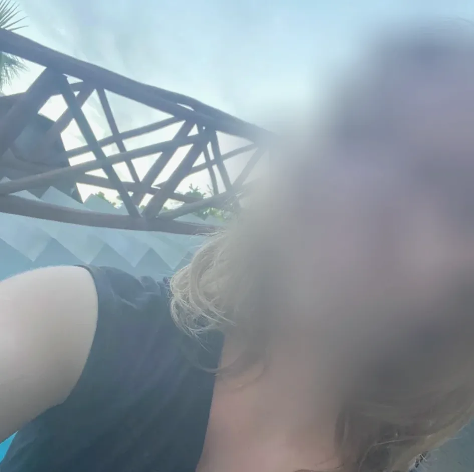 Aleksandra, 30