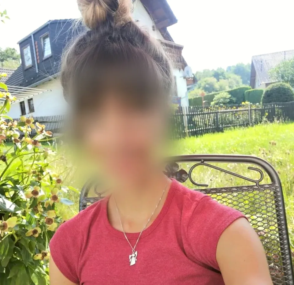 Natalia, 24